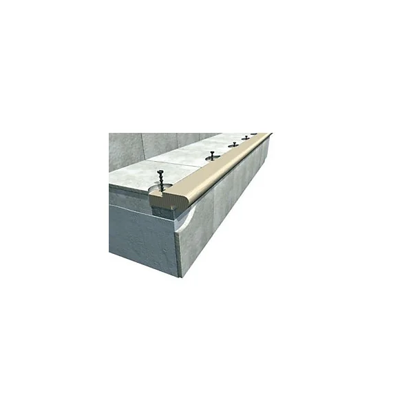 Nez de marche hêtre à visser 26 x 68 mm L.1 m