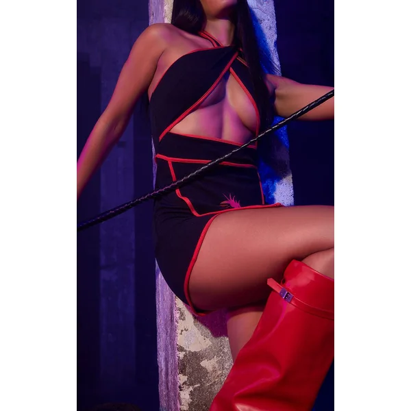 Noir Combinaison Ninja Dos Nu Avec Liens Rouges