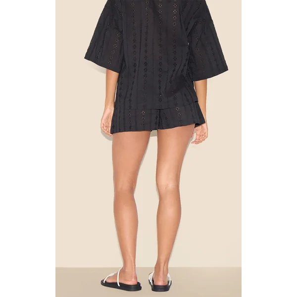 Noir Ensemble Short Ample Broderie Anglaise