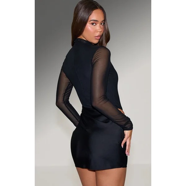 Noir Robe Courte Drapée À Manches Longues En Résille
