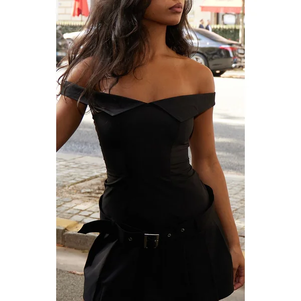 Noir Robe Droite Plissée À Ceinture Et Col Bardot
