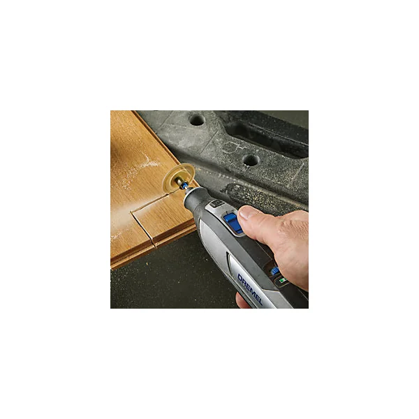 Outil sans fil Dremel 8240 5 + 65 accessoires