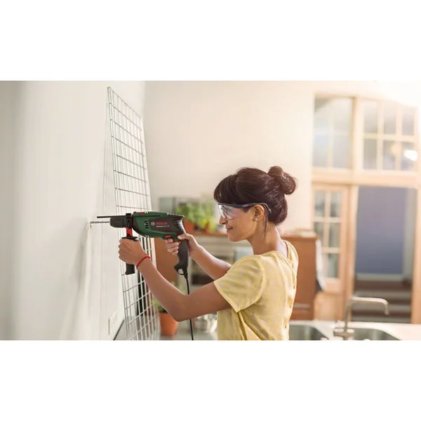 Perceuse à percussion UniversalImpact 700 BOSCH