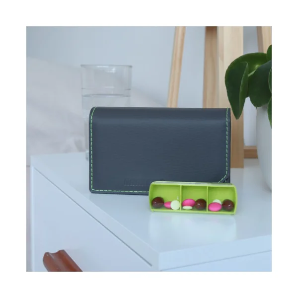 Pilulier semainier Anabox Multicolore Matin Midi Soir avec étui gris