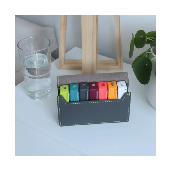 Pilulier semainier Anabox Multicolore Matin Midi Soir avec étui gris