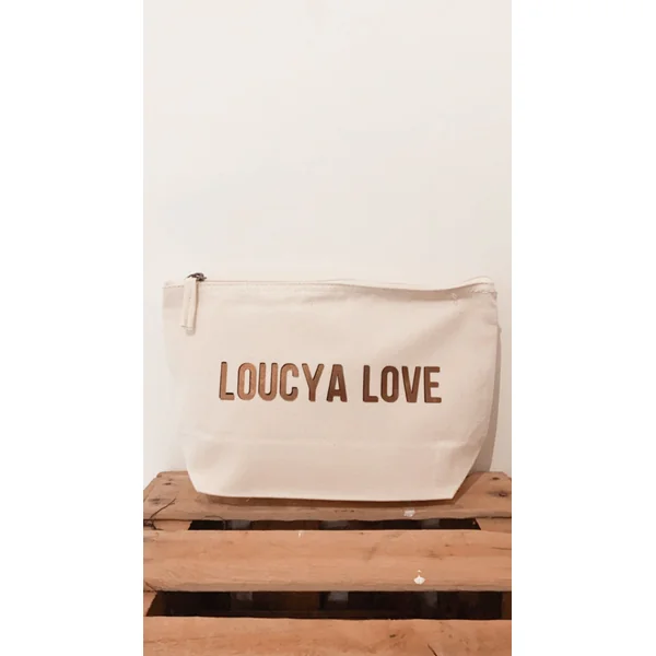 Pochette Personnalisée Ombrée – Élégance et Praticité pour Tous