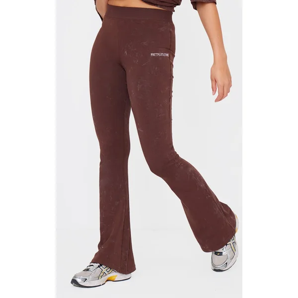 Prettylittlething Pantalon Évasé Taille Haute Imprimé Effet Délavé