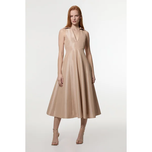 Robe chemise en taffetas métallique style smoking sur-mesure à jupe évasée
