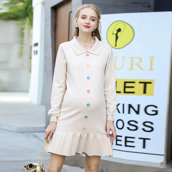 Robe de grossesse avec boutons multicolores
