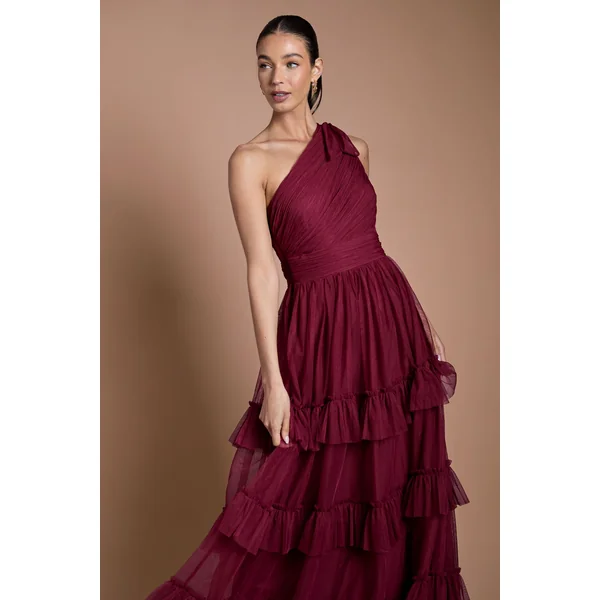 Robe Longue De Demoiselle D'honneur Bordeaux En Mesh Plissé À Une Épaule Avec Volants Étagés