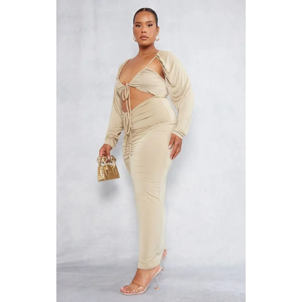 Robe Longue Grande Taille Moulante À Découpes Et Fronces