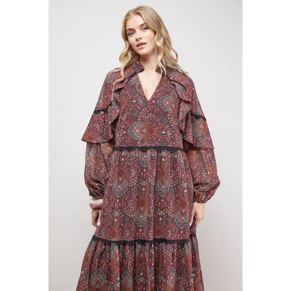 Robe Maxi Bohème Imprimée à Détail Cape et Finitions Dentelle