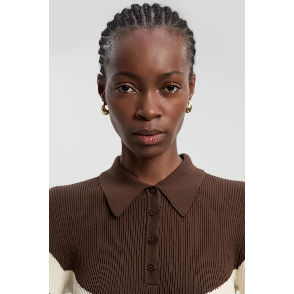 Robe Maxi en maille côtelée à col polo en mélange de viscose
