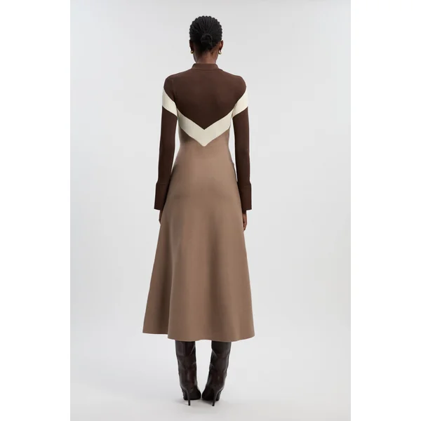 Robe Maxi en maille côtelée à col polo en mélange de viscose