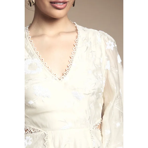 Robe Midaxi en Mousseline à Sequins et Motifs Floraux