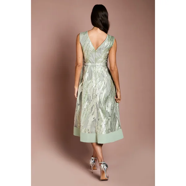 Robe Midi Jacquard Sans Manches Avec Ceinture