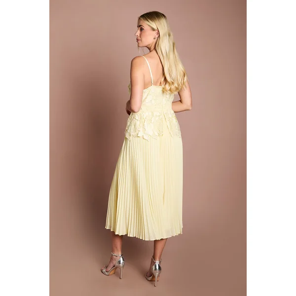 Robe Midi Plissée En Satin Avec Dentelle Petite