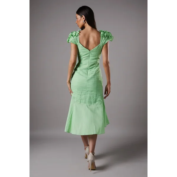 Robe Midi Sans Manches à Ourlet Tombant et Détails Froncés