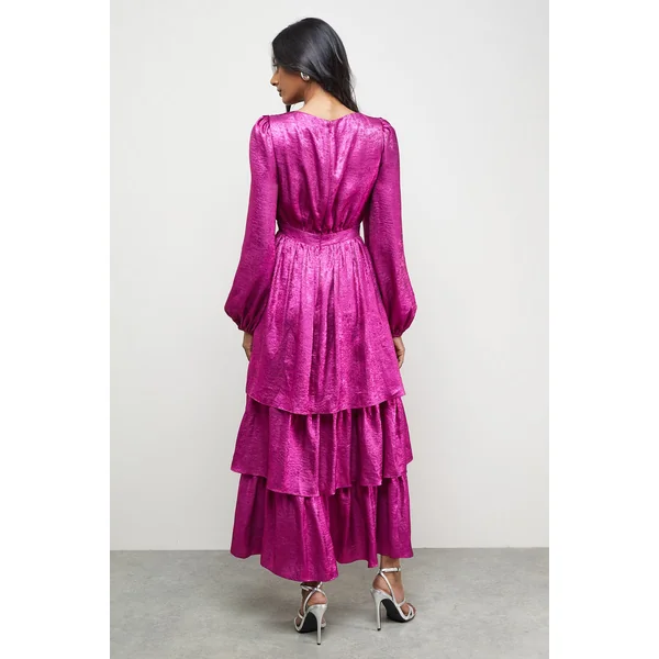 Robe Mi-Longue Métallisée à Décolleté Plongeant et Volants Étagés