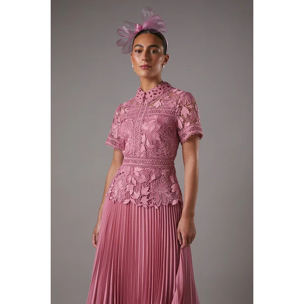 Robe Plissée à Haut en Dentelle