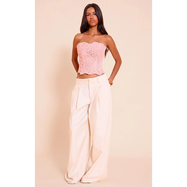 Rose Corset En Dentelle Florale Transparente Texturée Petite Taille