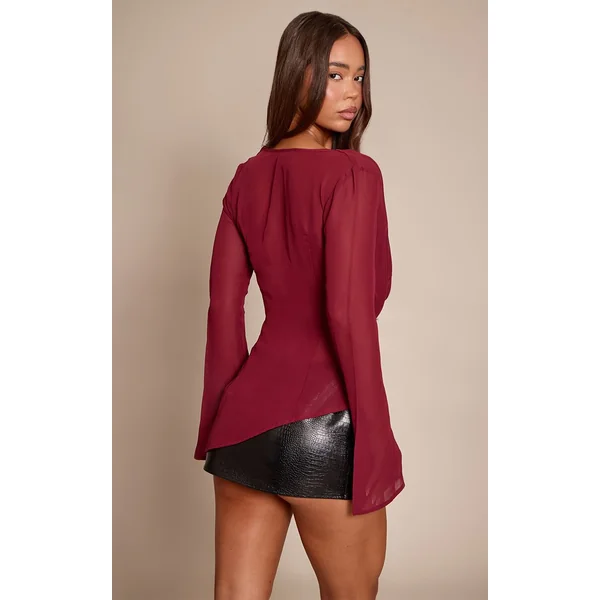 Rouge Vin Blouse En Mousseline À Col Bénitier Et Décolleté Plongeant