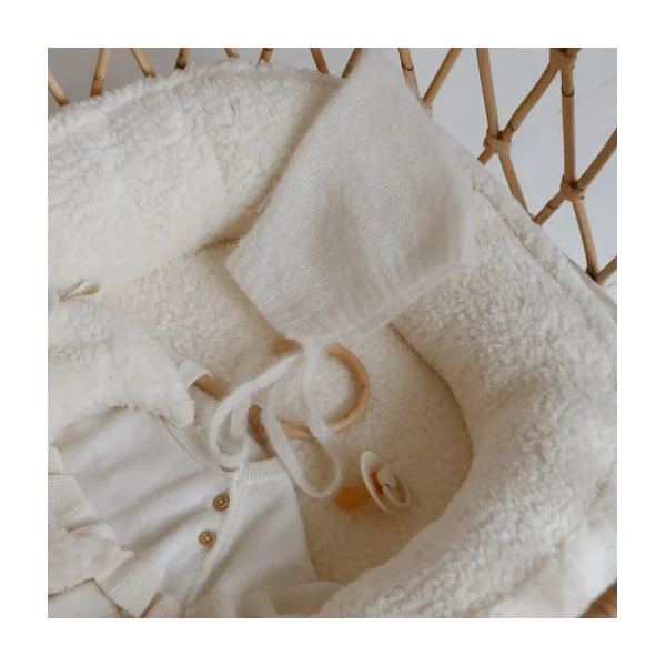 Réducteur de lit / Cocon bébé écru - Babyly