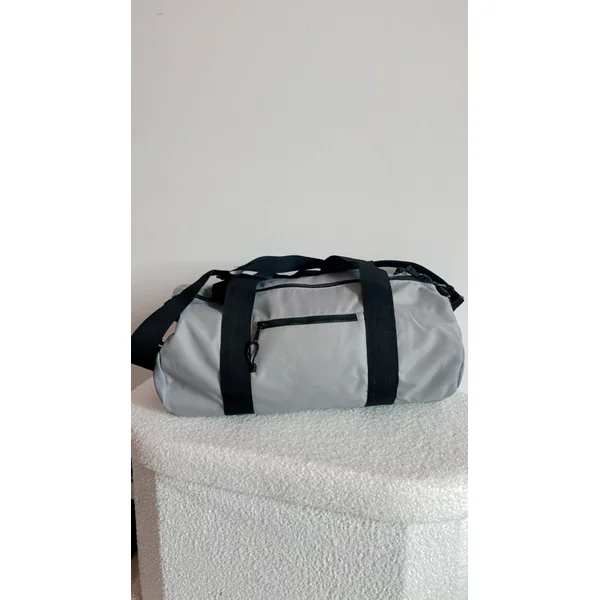 Sac de Sport gris Personnalisé – Pratique et Stylé pour Tous les Sports