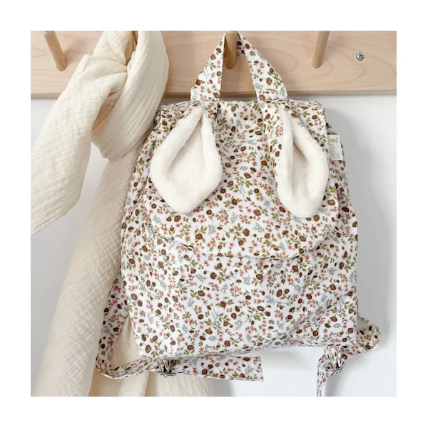 Sac à dos lapinou fleurs taupe imperméable