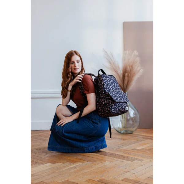 Sac à dos à langer Béaba – imprimé léopard, pratique et stylé