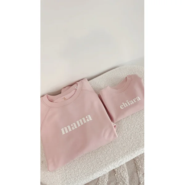 Sweat rose personnalisé "Mama" – Confort et style pour maman