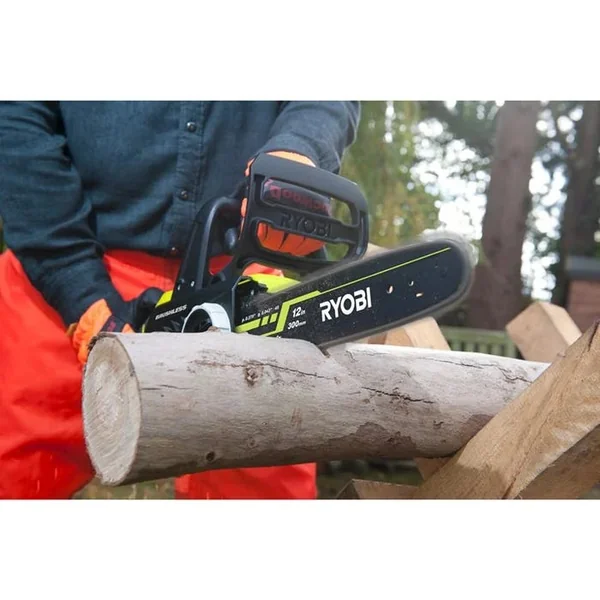 Tronçonneuse OCS1830 vendue sans batterie RYOBI