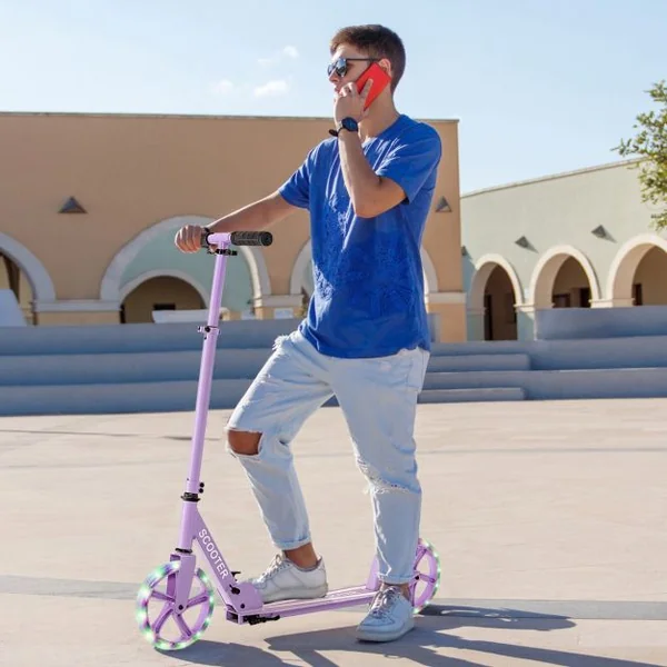 Trottinette Enfant Pliable avec 2 Roues Clignotantes&Guidon Réglable Trottinette Freestyle avec Plateforme Antidérapante Charge 110kg Violet