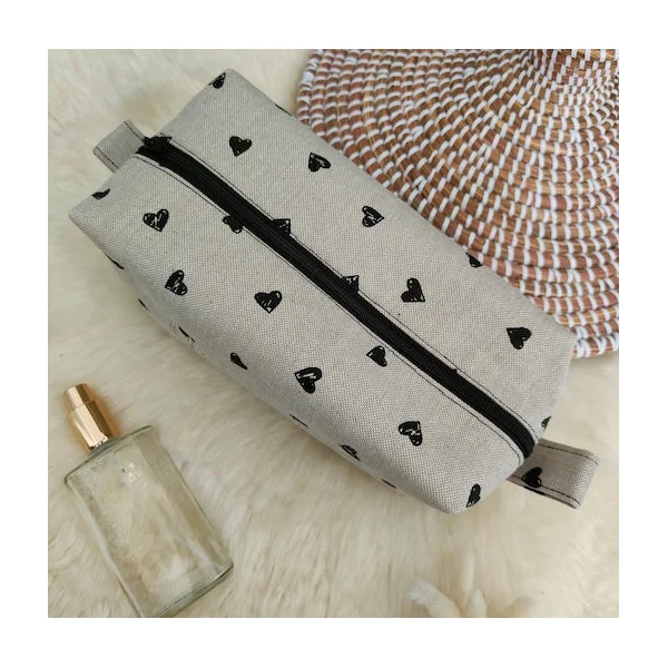 Trousse de toilette personnalisée (27 tissus)