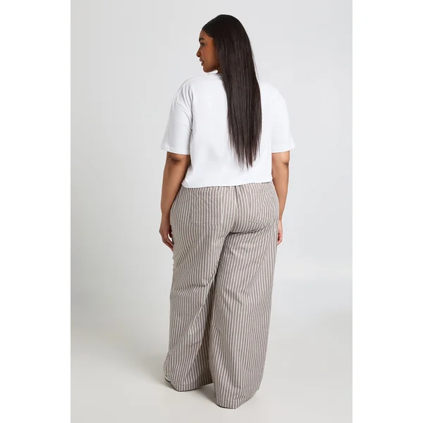 T-shirt Court Ample Et Boxy Oversize Plus Basic