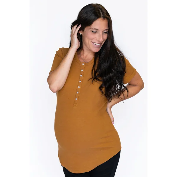 T-shirt TALIA à boutons - ocre
