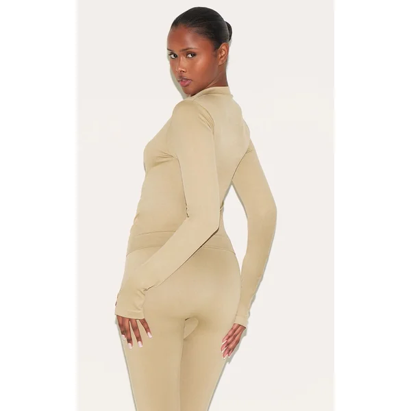 Vert Olive Veste Ajustée Sans Couture Avec Détails De Lignes
