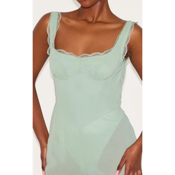 Vert Sauge Combinaison Évasée En Mousseline À Imprimé Floral Avec Détail Corset