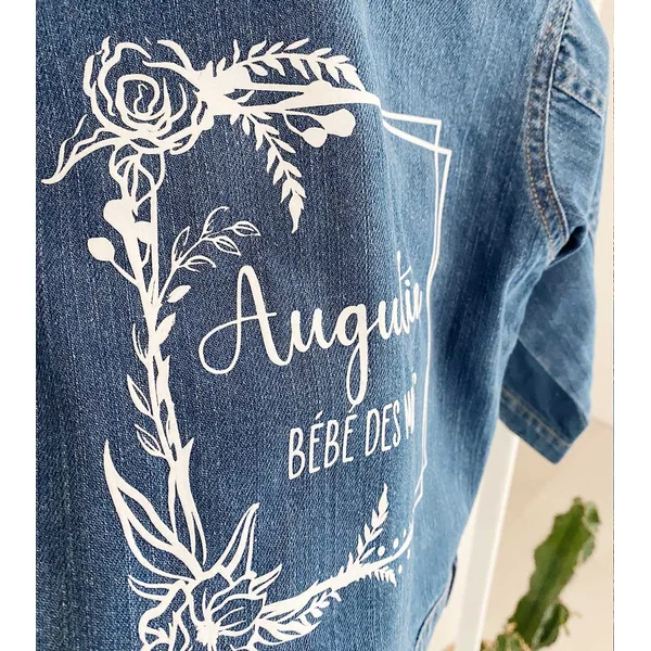 Veste en Jean Bébé des Mariés Personnalisée – Coton Bio, Élégance et Douceur