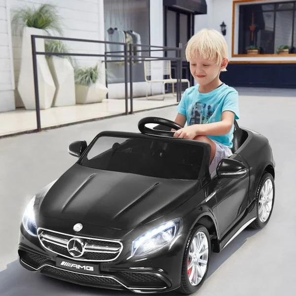 Voiture Électrique 12V pour Enfants 3-8Ans V. 2-5 km/h avec Télécommande 2.4 G Effets Sonores et Lumineux 120x70x52cm Noir