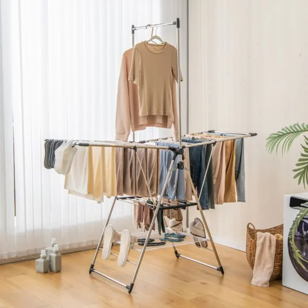 Étente à Linge en Aluminium de Style Papillon 6 Niveaux de Hauteur Réglable Design de Cintre Haut Pliable pour Vêtements Serviettes Chaussures